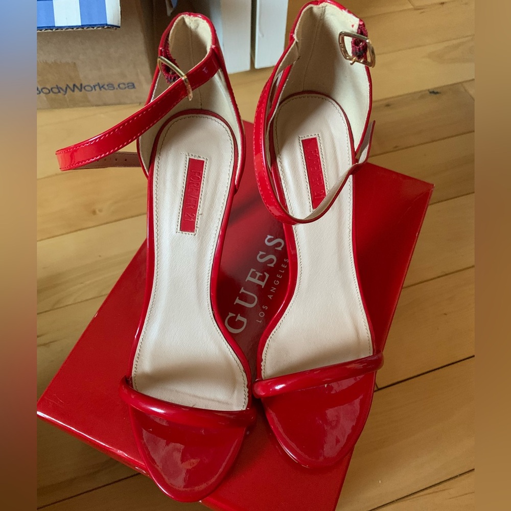 Brand new. Gorgeous shoes NBW